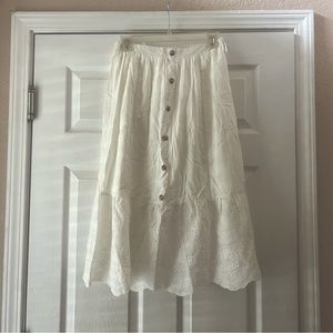 White midi skirt